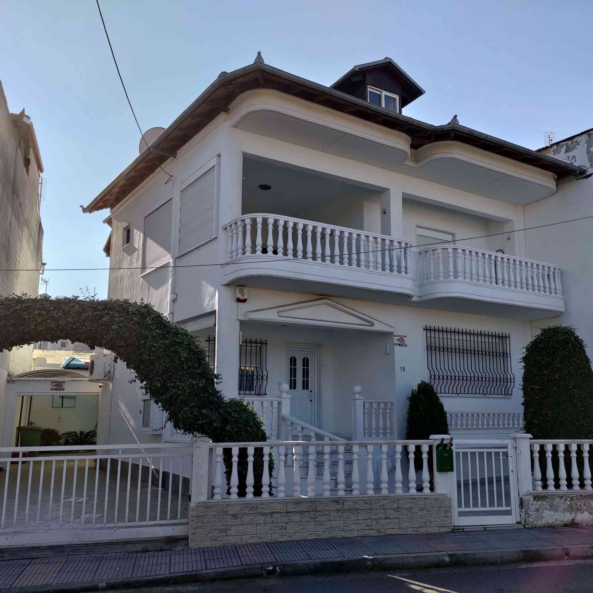 ΠΩΛΕΙΤΑΙ ΜΟΝΟΚΑΤΟΙΚΙΑ ΣΤΗΝ ΚΑΛΛΙΘΕΑ ΠΙΕΡΙΑΣ