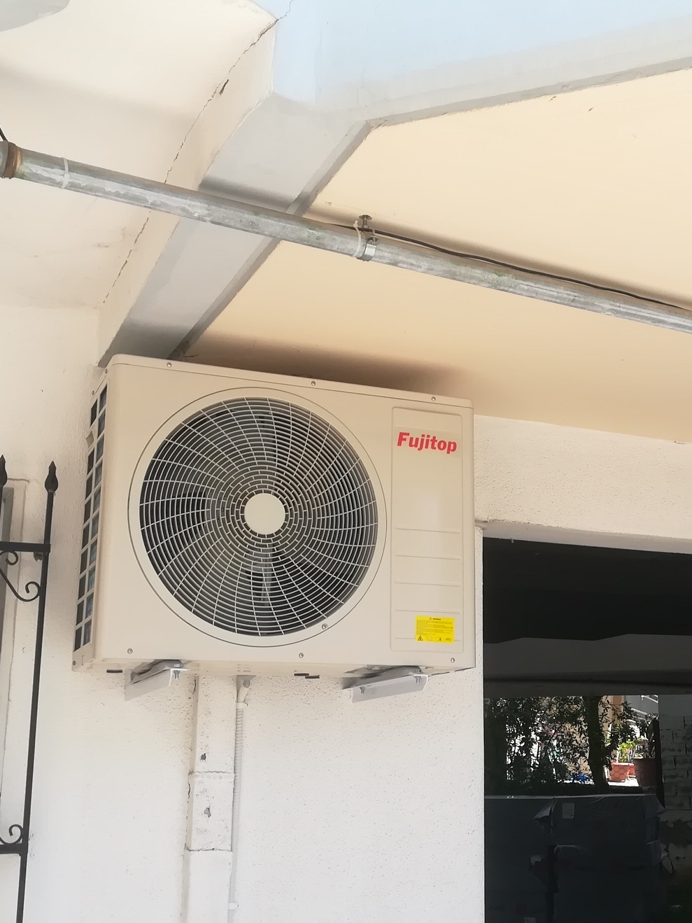 ΕΝΕΡΓΕΙΑΚΗ ΑΝΑΚΑΙΝΙΣΗ ΔΙΑΜΕΡΙΣΜΑΤΟΣ ΣΤΗ ΘΕΣΣΑΛΟΝΙΚΗ